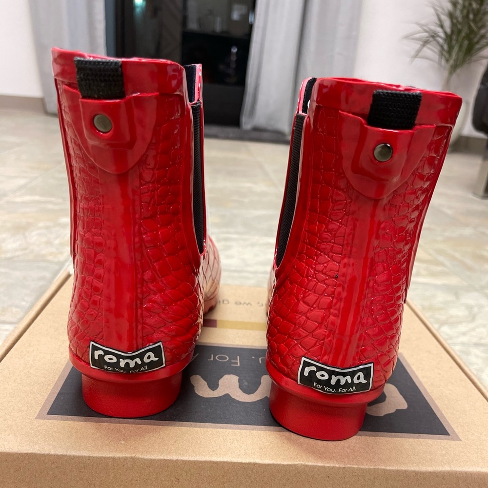 Roma Rainboots